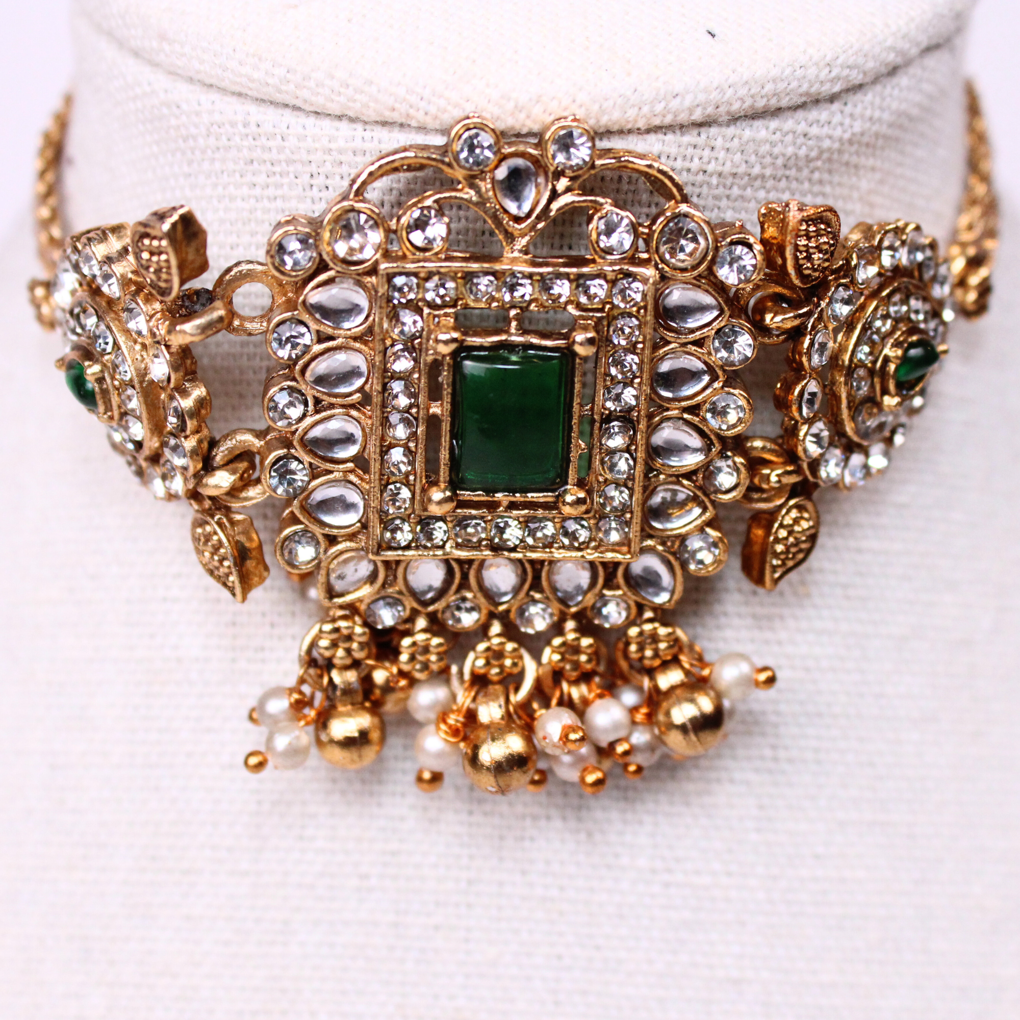 Emerald Kundan Square Choker Set with Earrings