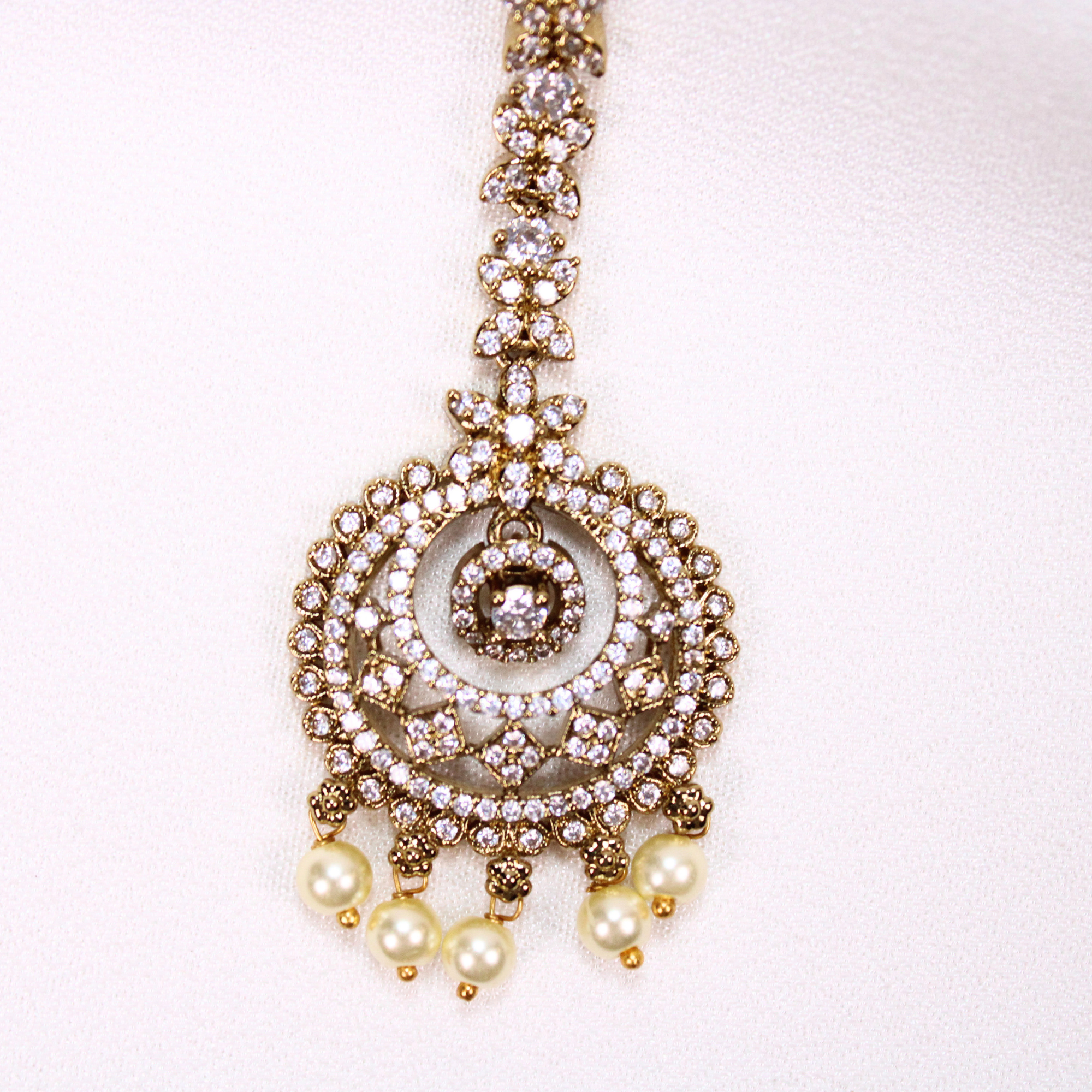 Circular Pearl Drop Netti sutti