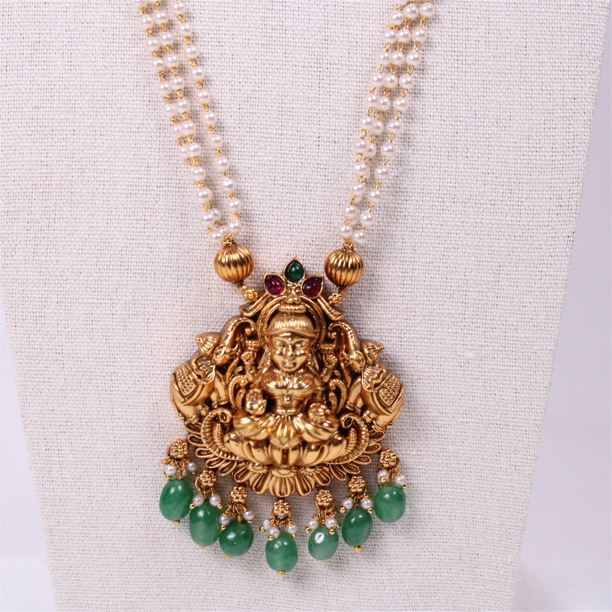 Lakshmi Pearl Mala with Earrings