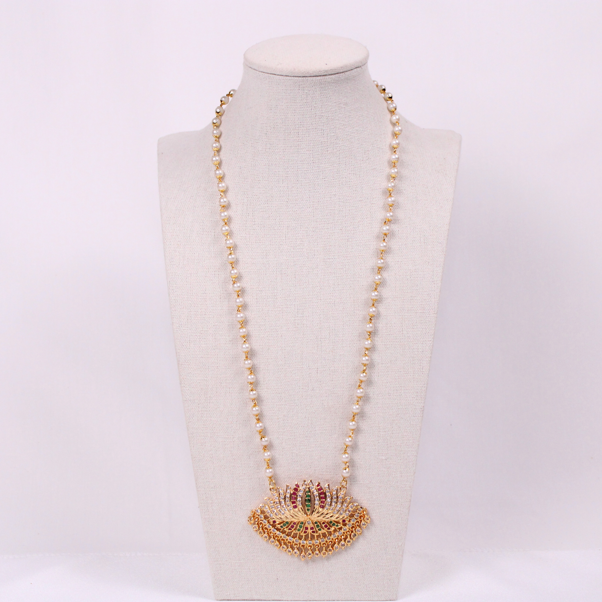 Lotus Radiance Pearl Aram