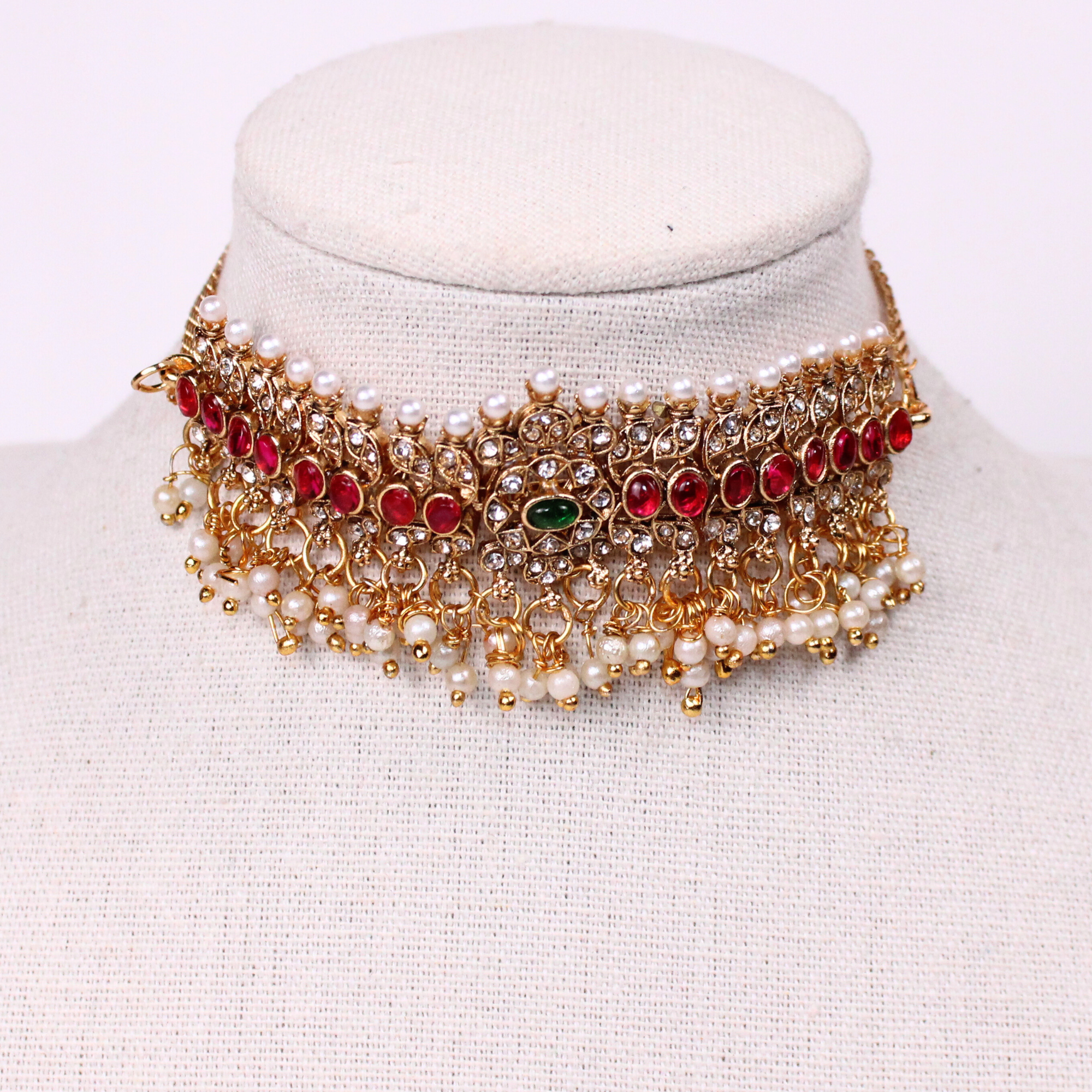 Kemp Stone Guttapusalu Choker and Earring Set