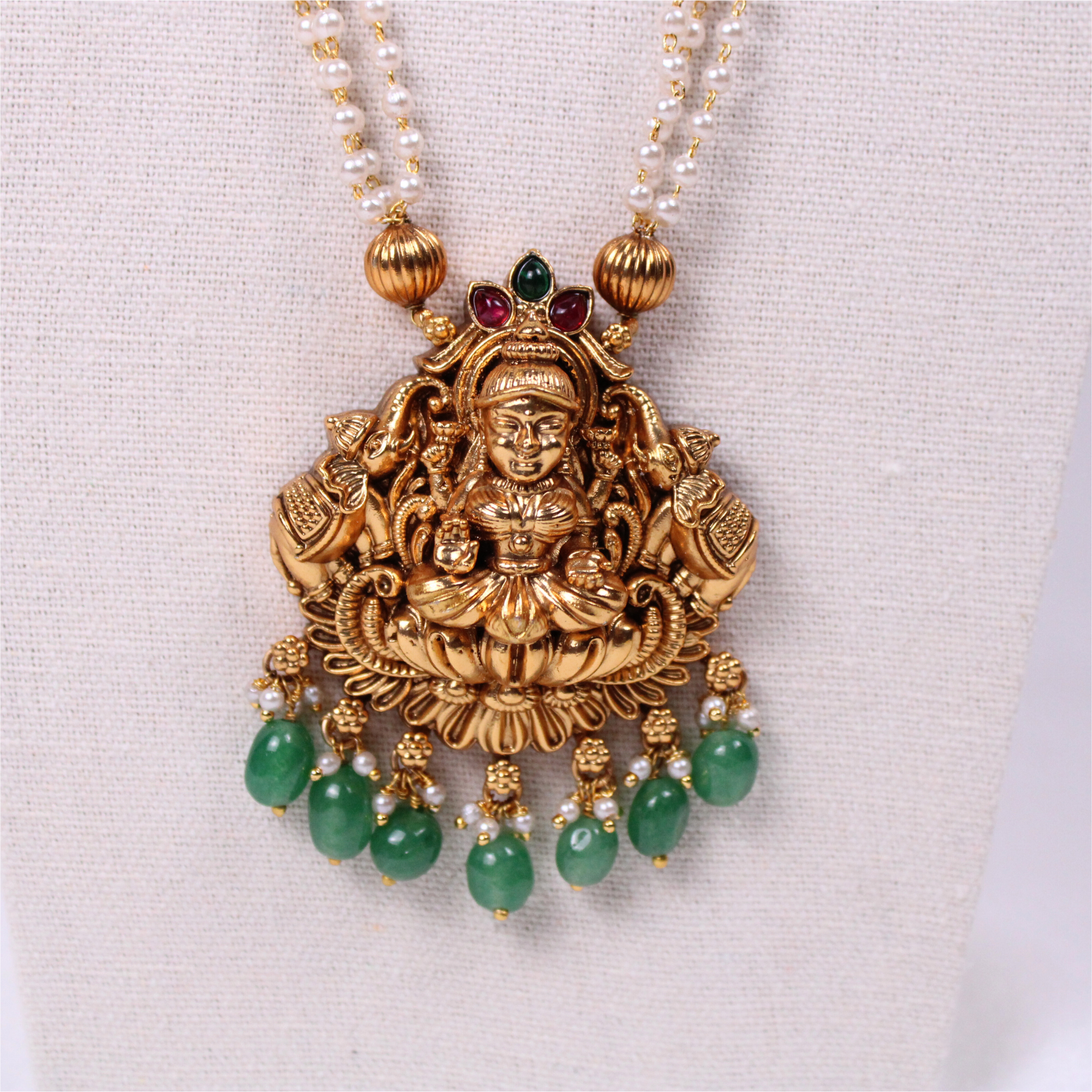 Lakshmi Pearl Mala with Earrings