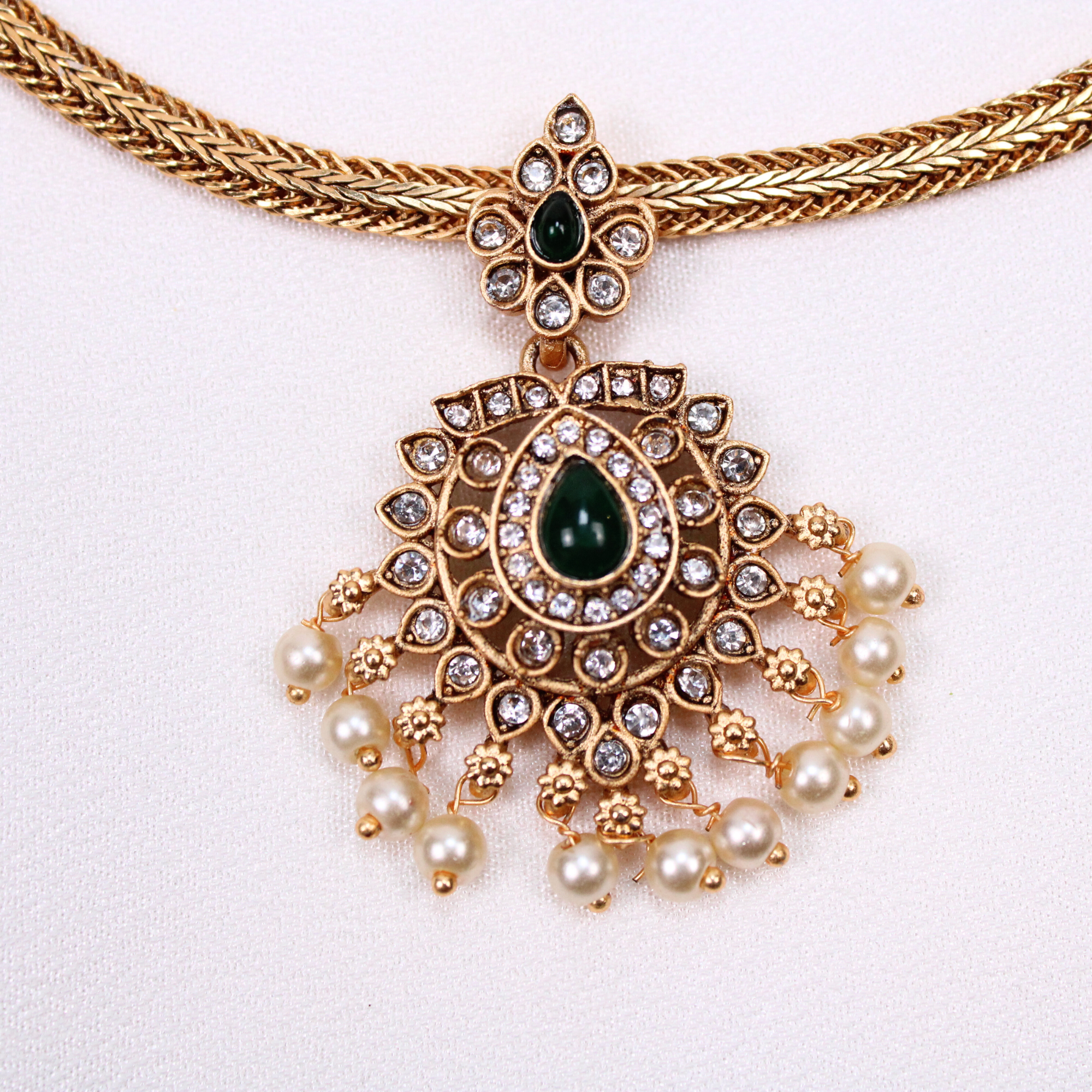 Green-Color Teardrop Pendant Necklace Set with Earrings