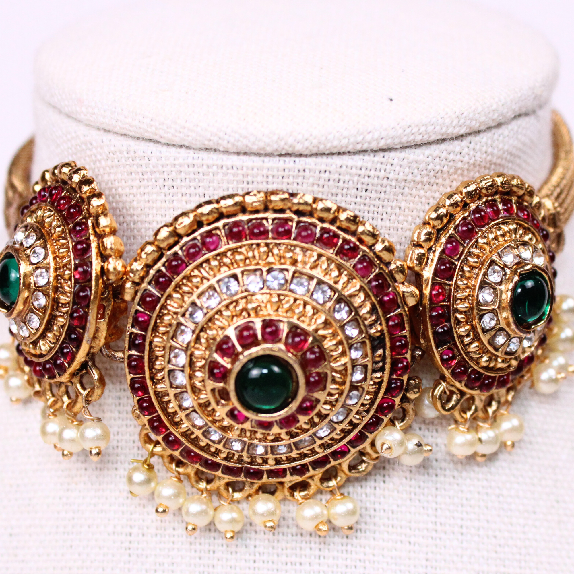 Ruby-Green Circular Temple Choker Set with Earrings