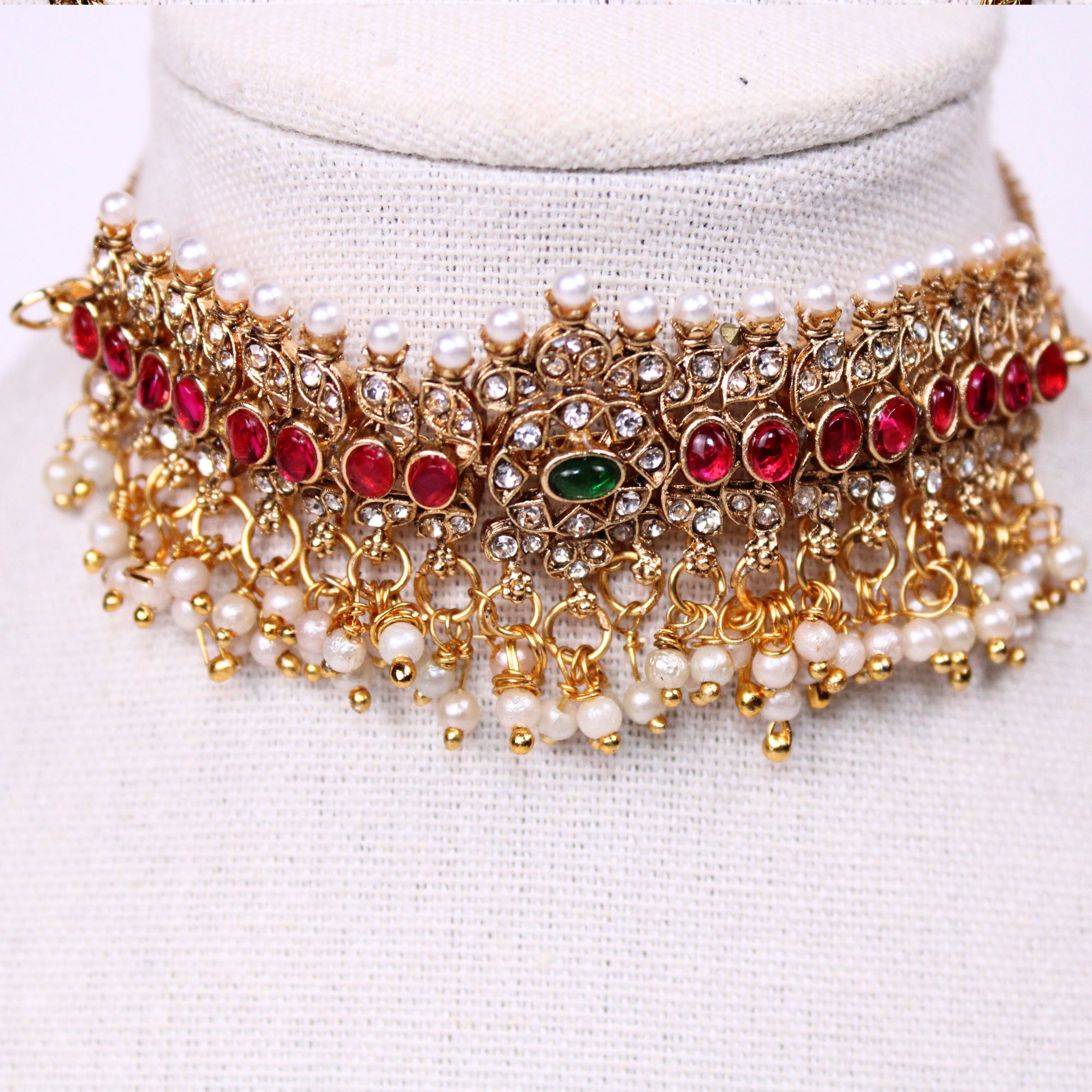 Kemp Stone Guttapusalu Choker and Earring Set