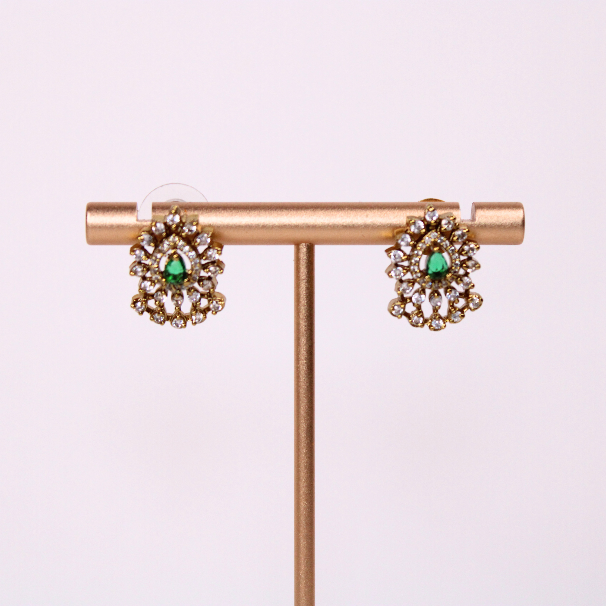 Vibrant Stone Floral Choker and Stud Earrings