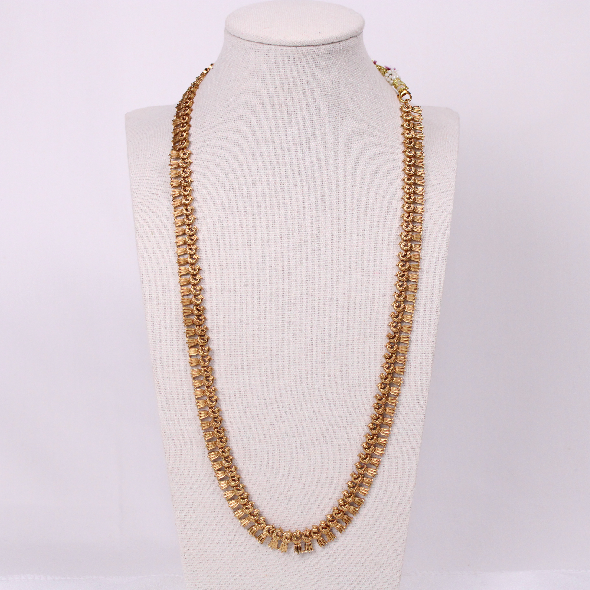 Bird Motif Temple Aram Set with Earrings